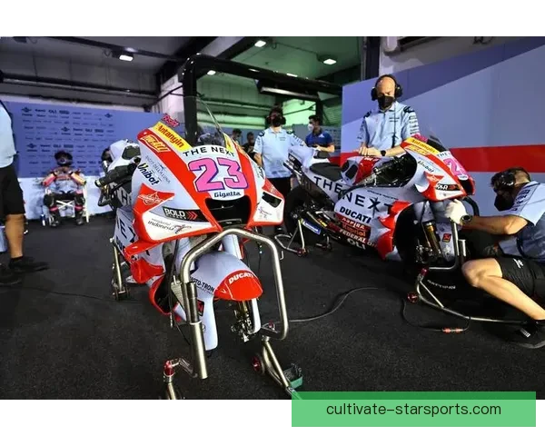 MotoGP新赛季揭幕战激战正酣多支车队竞争格局全面升级再起波澜 MotoGP新赛季揭幕战激战正酣多支车队竞争格局全面升级再起波澜