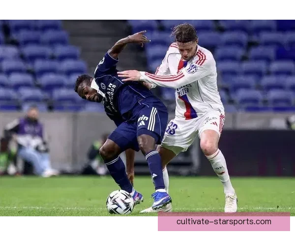 里昂俱乐部宣布新赛季阵容调整 目标重返欧洲赛场挑战顶级球队