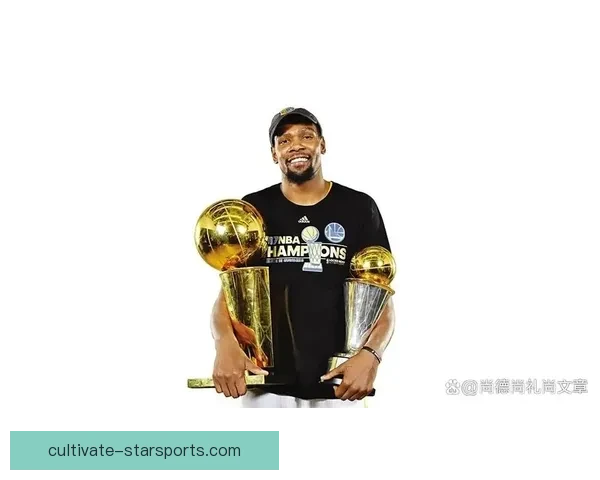 勇士队再签大将，新赛季阵容调整引发球迷热议