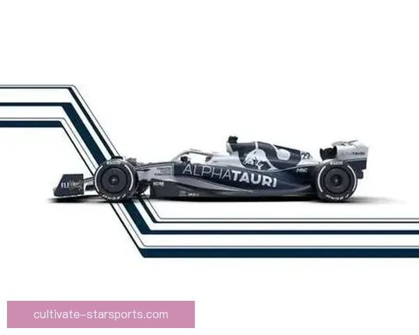 F1赛季最新动态解析各车队争夺冠军形势全面升级